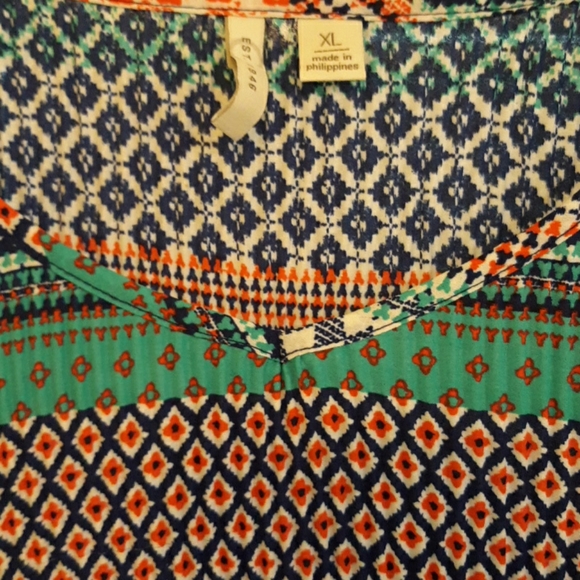 EST. 1946 top size XL - Picture 3 of 5